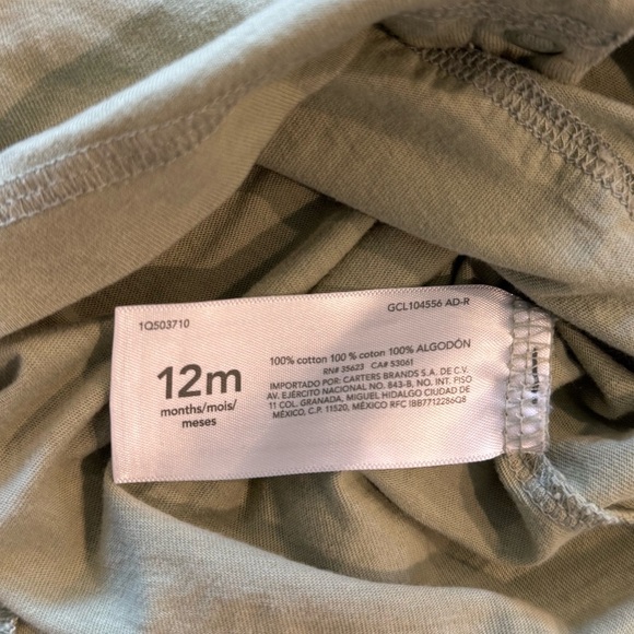 Carter's Baby Beige Dinosaur and Green Romper Bodysuit Set Size 12 Months - Picture 7 of 9